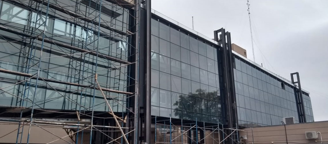 Grandes obras slide 4